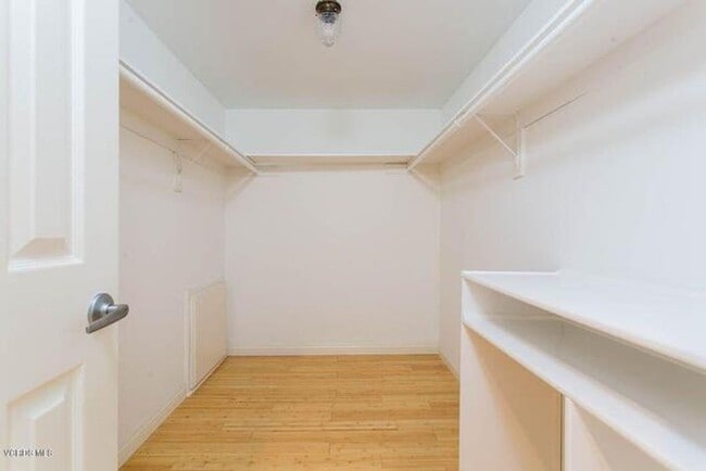 Building Photo - Marina del Rey Resort Style Living