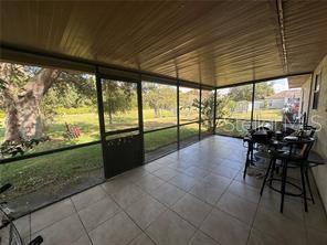 Building Photo - 746 Maderia Ct