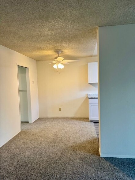 Building Photo - 2055 Felspar St