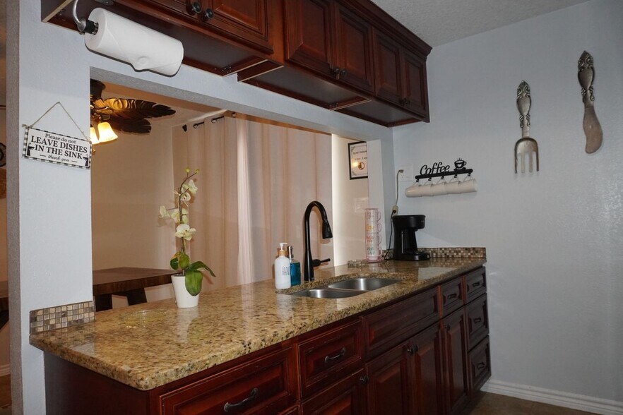 Building Photo - 3632 Candlehill