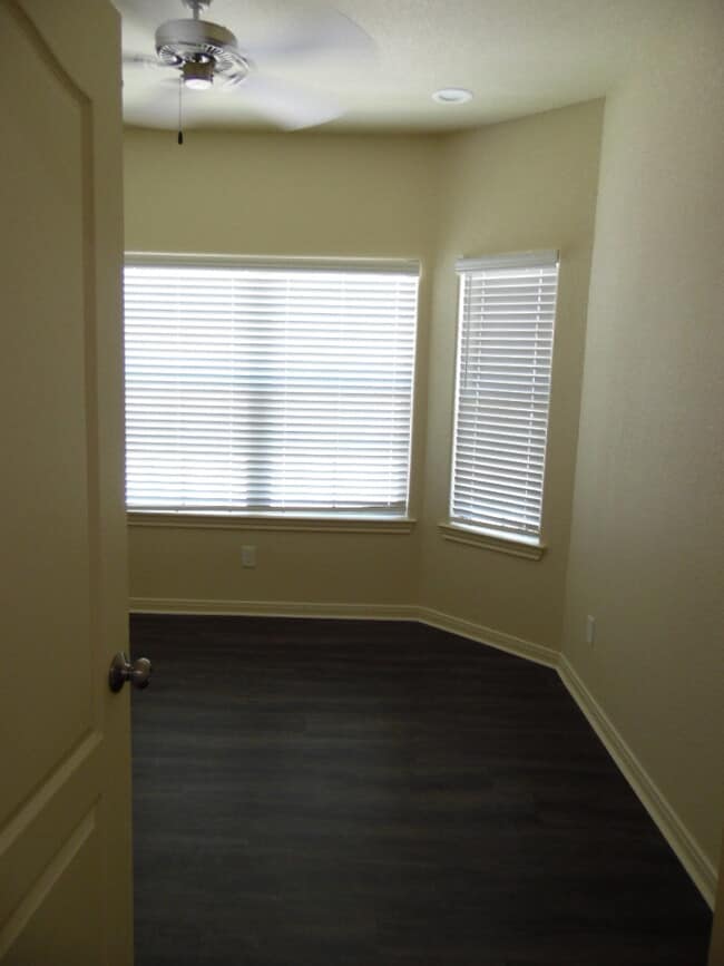 Building Photo - 301 Panther Way