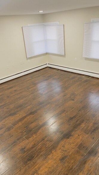 Building Photo - 73 W Edgar Rd