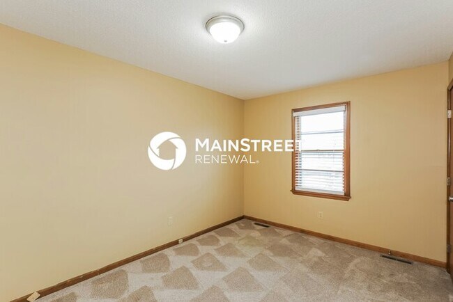 Building Photo - 3 Bedroom Pet-Friendly Home in Olathe, KS ...