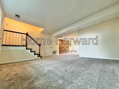 Building Photo - 1359 Dix Dr