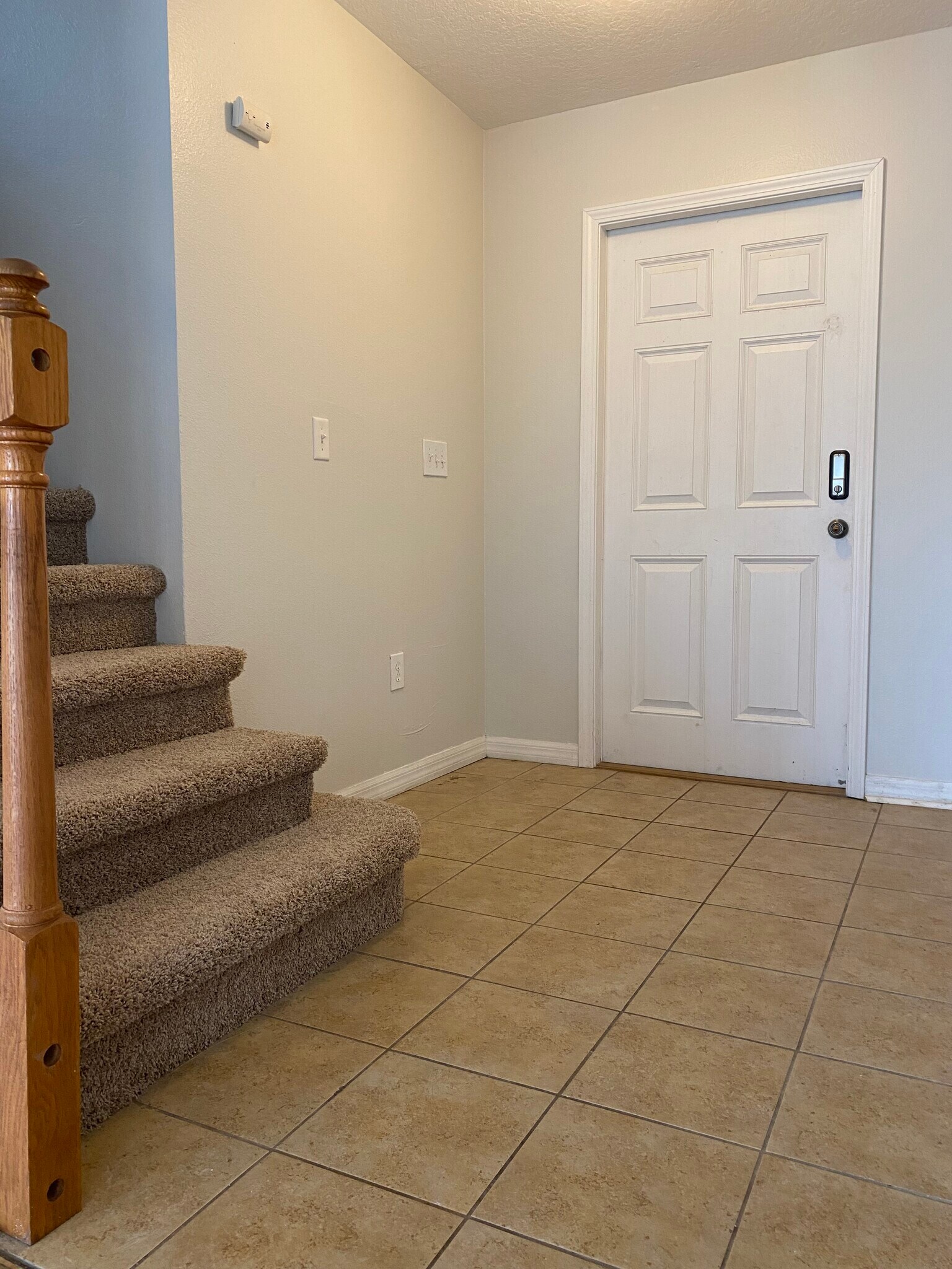 Building Photo - 7954 Carriage Pointe Dr