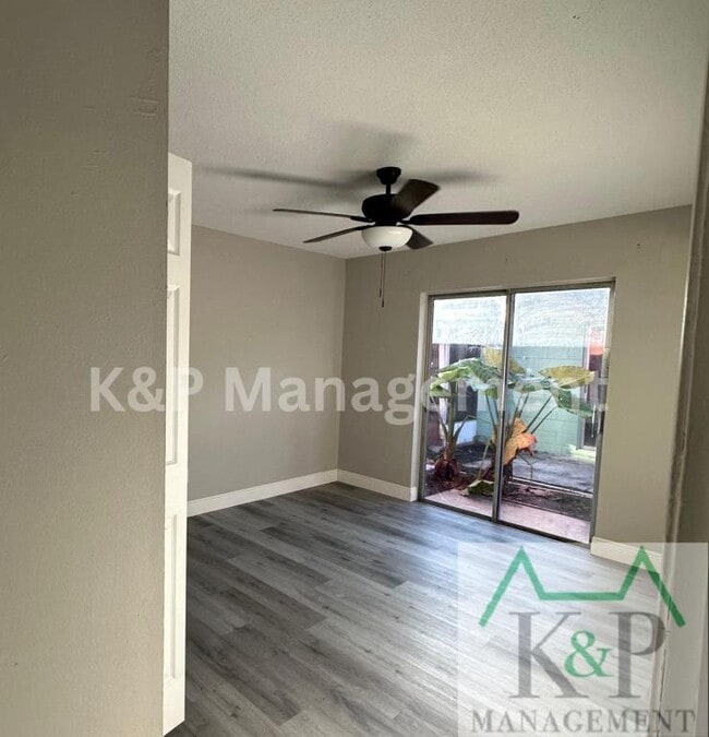 Building Photo - 515 Duchess Ct