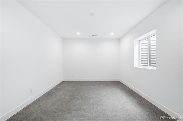 Building Photo - 3239 Robb St