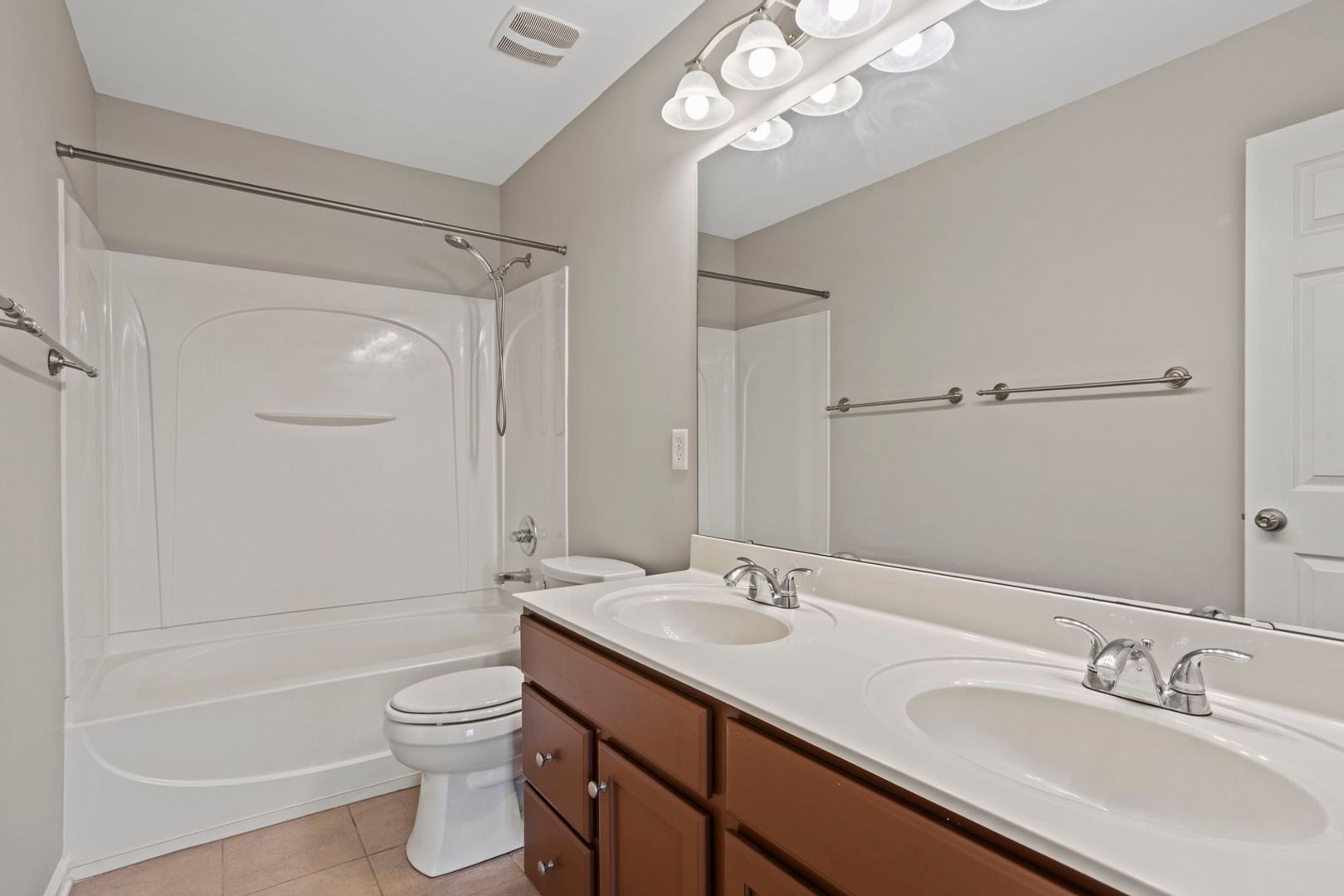 Building Photo - 26 Deckers Way