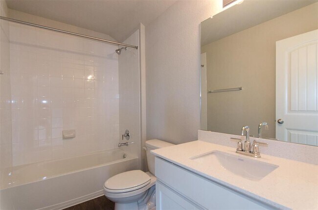 Building Photo - 392 Fall Aster Dr
