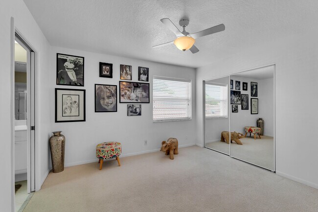 Building Photo - 6362 Brava Way