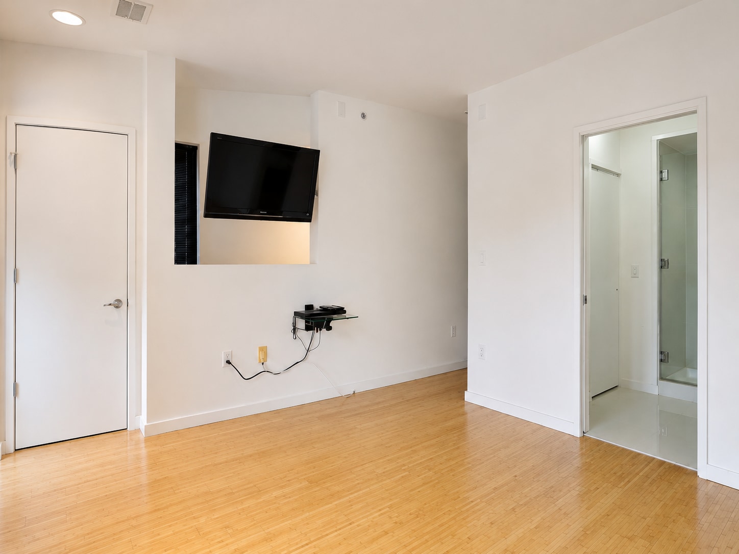 Building Photo - 350 Viburnum Way Ct