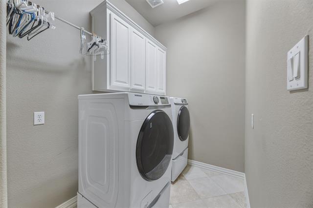 Building Photo - 5351 Keswick Dr