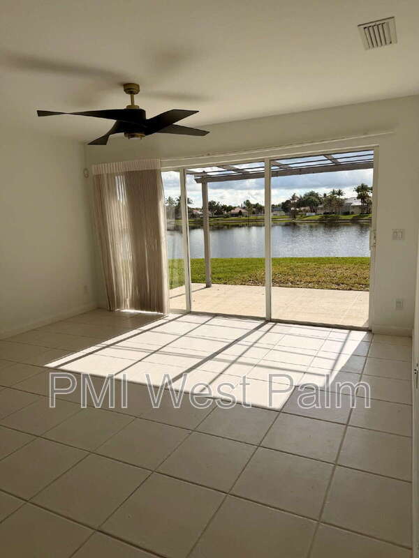 Building Photo - 8270 Eleuthera Ln