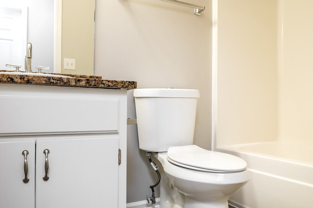 Building Photo - 172 Williamsburg Way