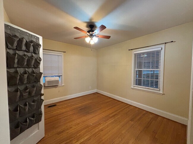 Building Photo - 1420 Pine Valley Loop