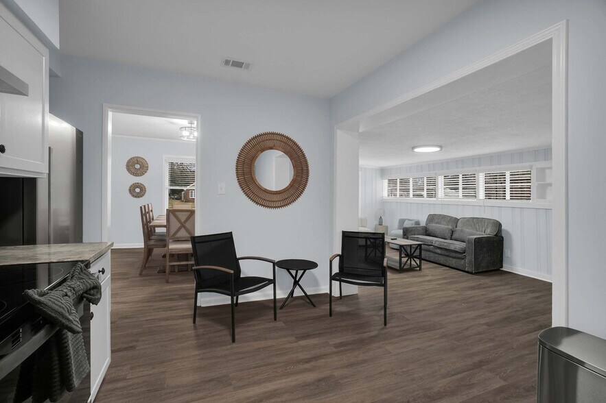 Building Photo - 610 S Georgetown Dr