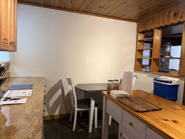 Building Photo - 28 Quisset Rd