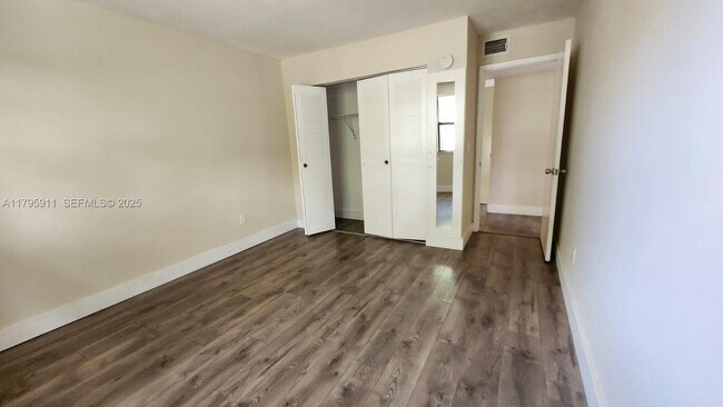 Building Photo - 14293 SW 94th Cir Ln