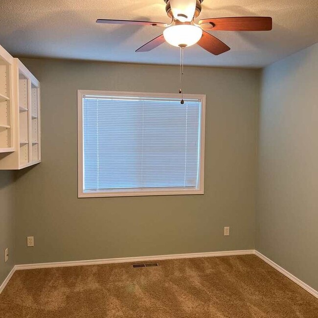 Building Photo - 2235 NW 15th St