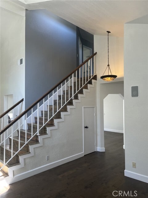 Building Photo - 5 Woodswallow Ln