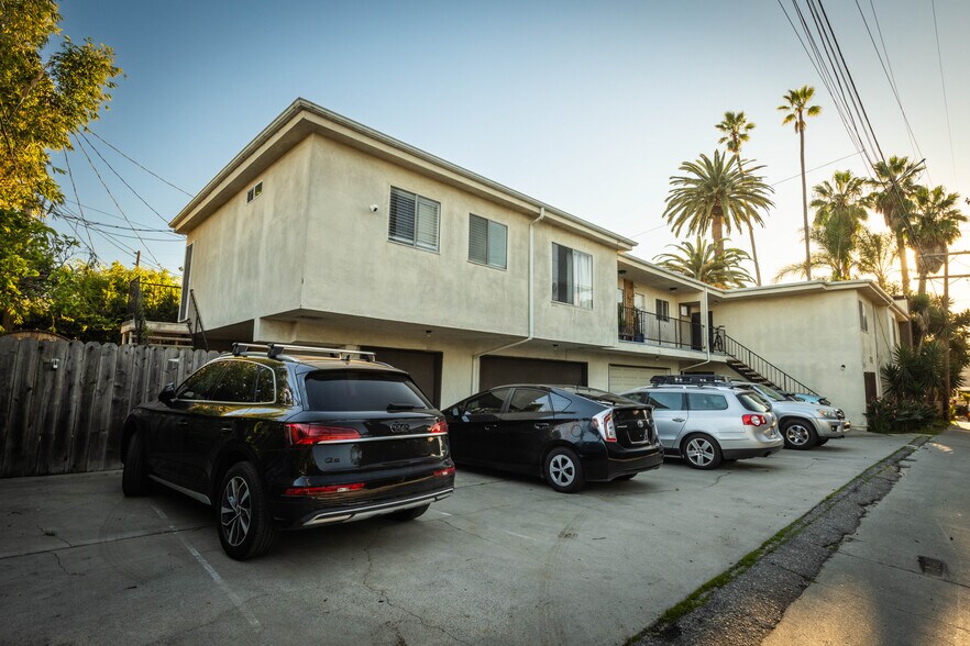 Building Photo - 1322 Electric Ave