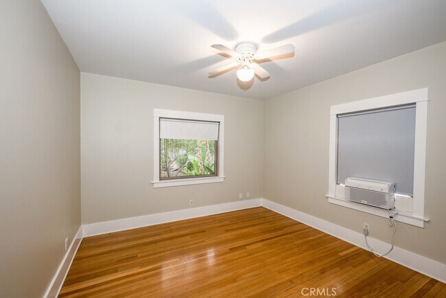 Building Photo - 1243 Yosemite Dr