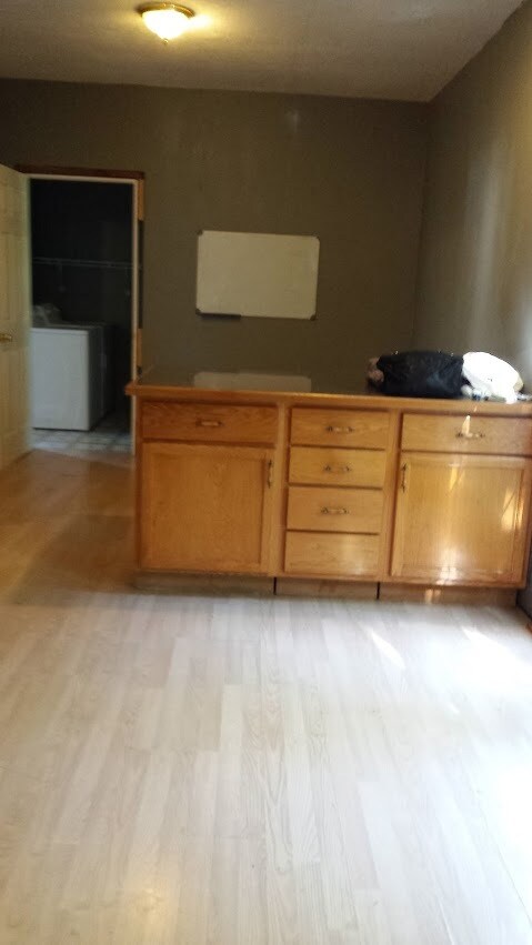 Building Photo - 137 George St