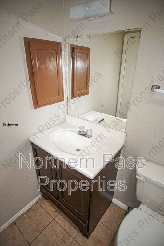 Building Photo - 10007 Caribou Dr