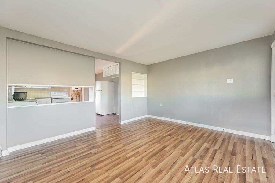Building Photo - 1044 S Quitman St