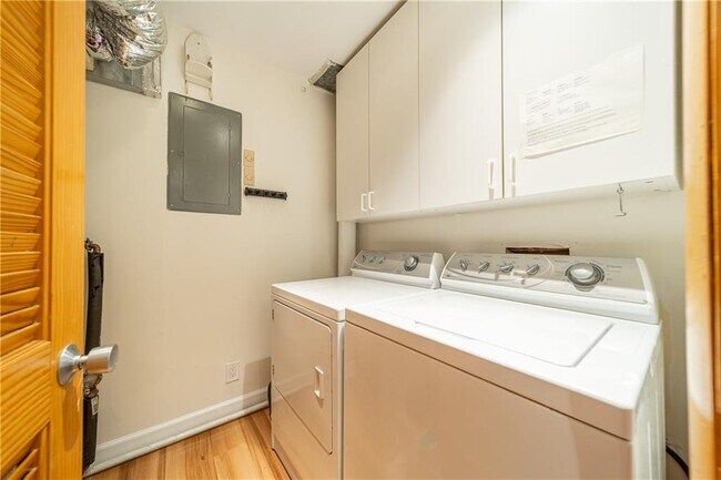 Building Photo - 48 Finch Trail NE