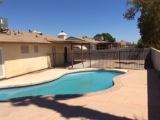 Building Photo - EDENWOOD WEST POOL HOME
