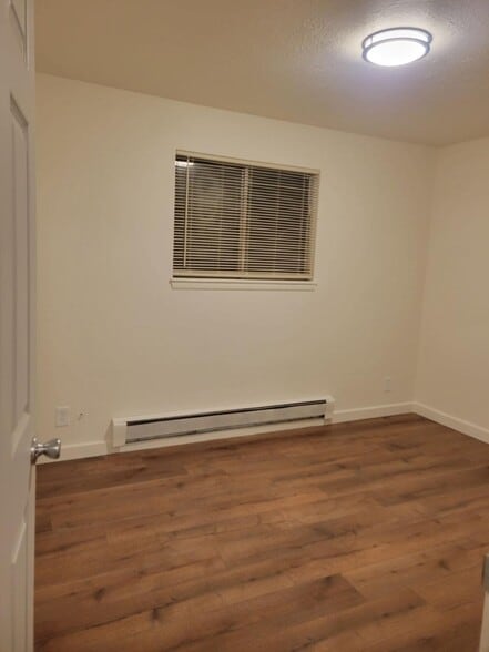 Building Photo - 828 Gloria St