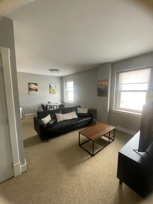 Building Photo - The Baxter - Residential