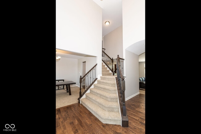 Building Photo - 10599 Geist View Dr