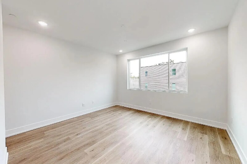 Building Photo - 1726 W Susquehanna Ave