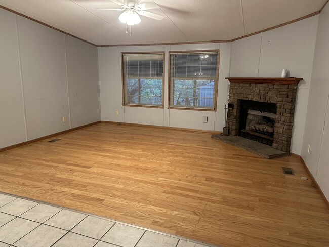 Spacious Living rm - 8410 Asheville Hwy