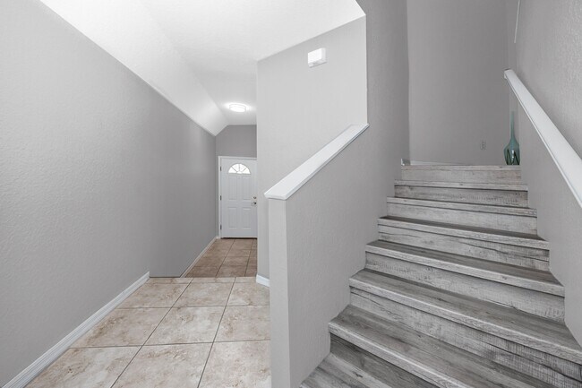 Building Photo - 4616 Mirabella Ct