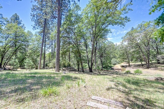 Building Photo - 16832 Alice Way