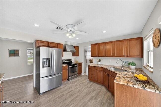Building Photo - 545 S Courtenay Pkwy