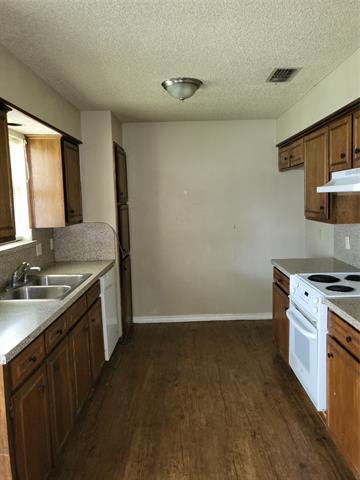 Building Photo - 3612 Spring Meadows Dr