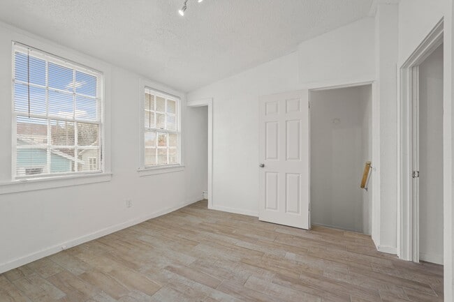 Building Photo - 1415 Church St