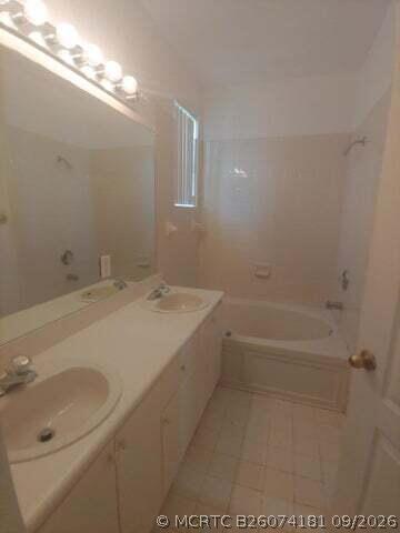 Building Photo - 2214 Shoma Dr