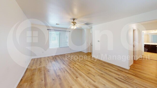 Building Photo - 11024 E Midnight Moon Ln
