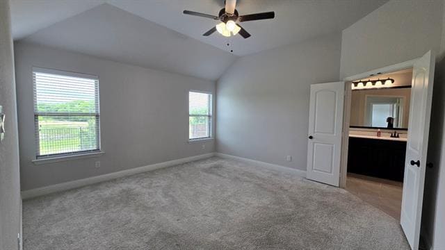 Building Photo - 552 Firethorn Dr
