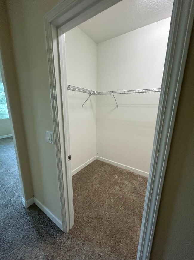 Building Photo - 15147 Driftwood Bend St