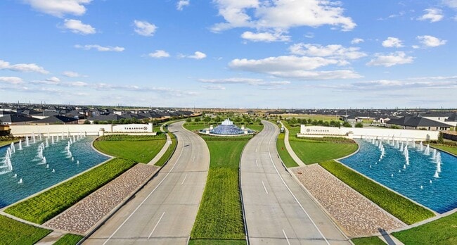 Building Photo - 30715 Wicklow Gdns Dr