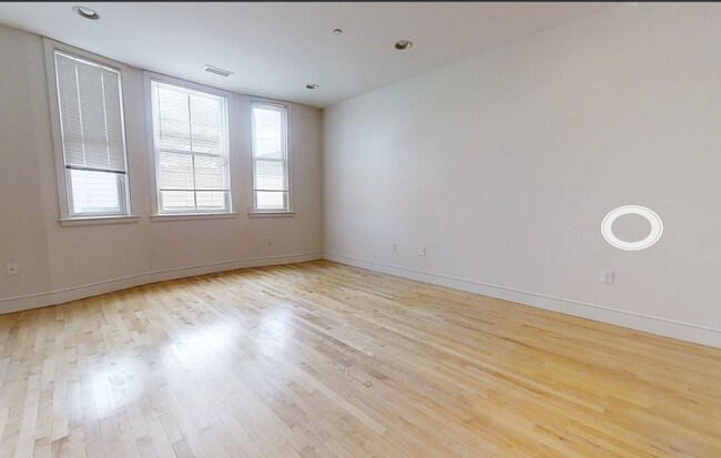 Building Photo - 111 2nd St