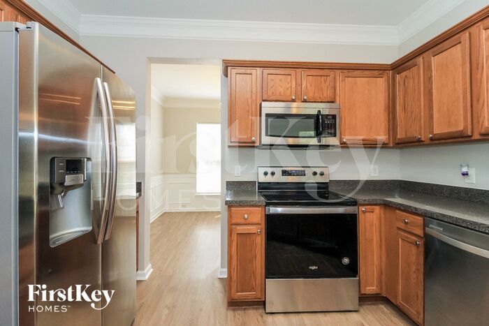 Building Photo - 2165 Rindle Dr