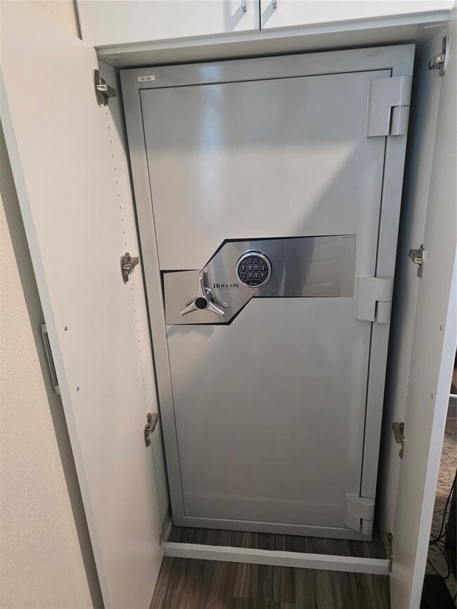 Building Photo - 8415 Linda Michelle Ln