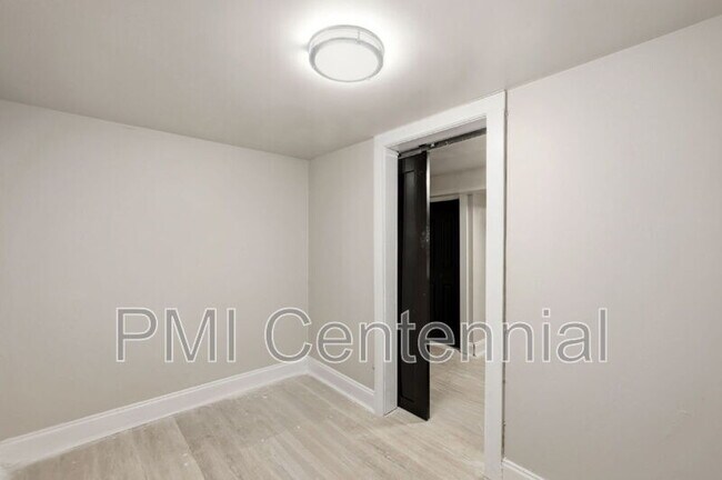 Building Photo - 562 Gary Rd NW